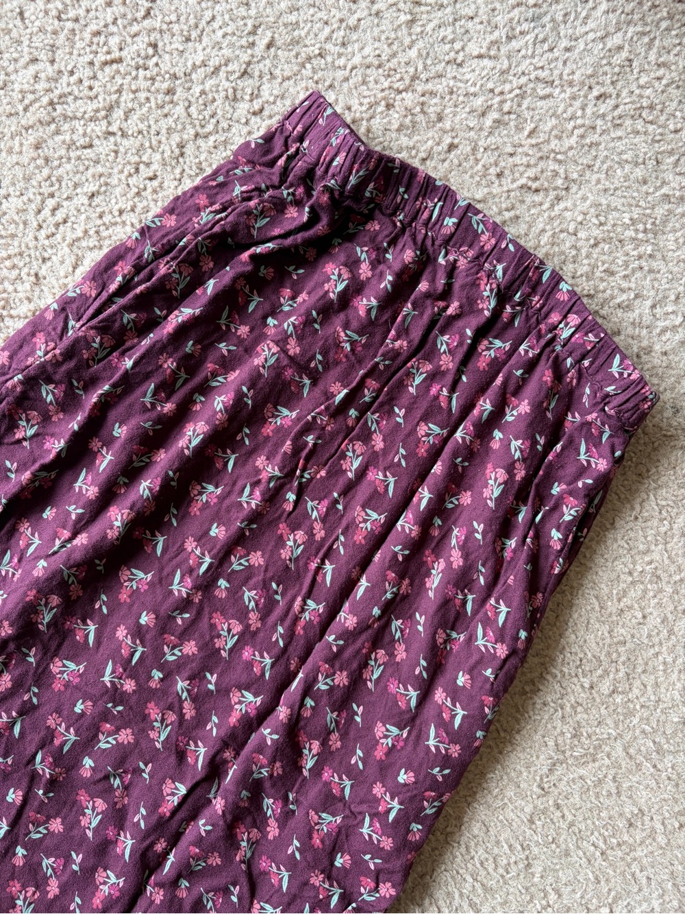 Summery Comfy Floral Purple Skirt with Buttons and Pockets - Picture 11 of 11